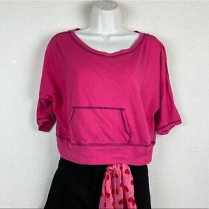 So Jenni Cropped Pocket Top